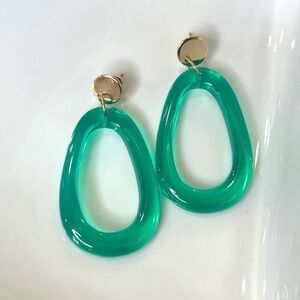 GAP Hoop Drop Earrings NWT Acrylic Post Green Gold Tone Festival